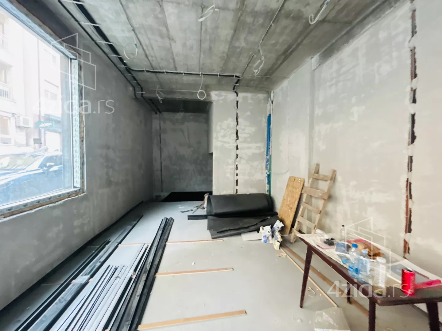 Poslovni prostor | 4zida