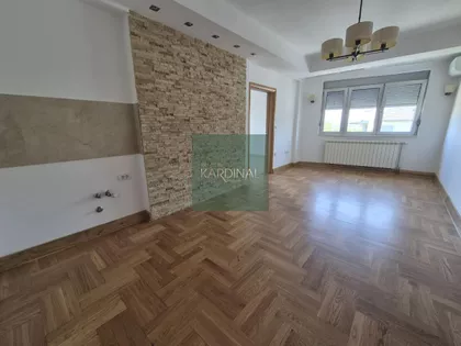 Vašarište | 4zida.rs