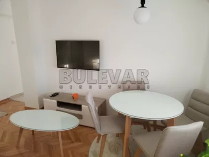 Strahinjića Bana | 4zida.rs