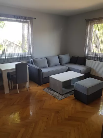 Vatroslava Lisinskog 26 | 4zida.rs