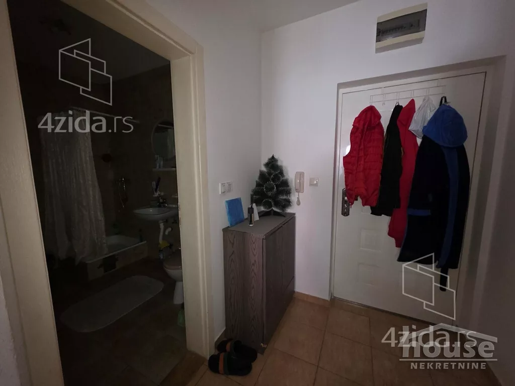 Garsonjera | 4zida