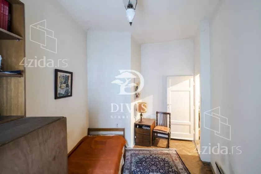 Četvoroiposoban stan | 4zida