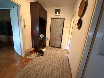 Prvomajska | 4zida.rs