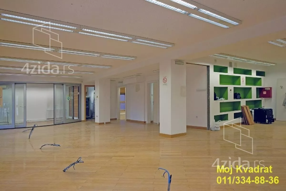 Poslovni prostor | 4zida