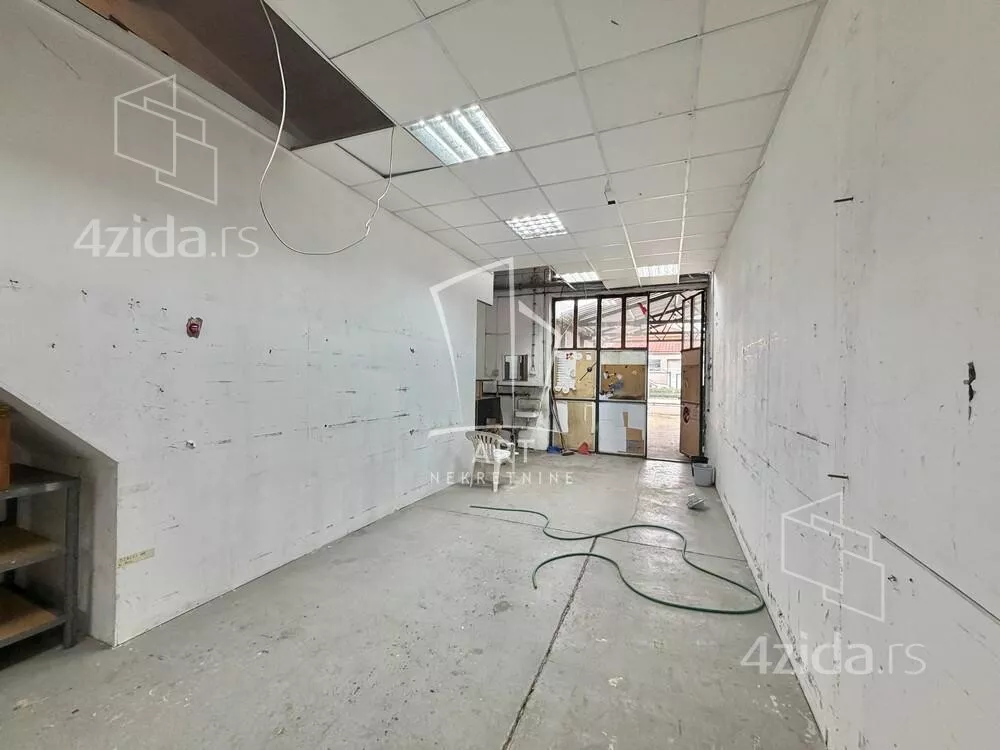 Poslovni prostor | 4zida