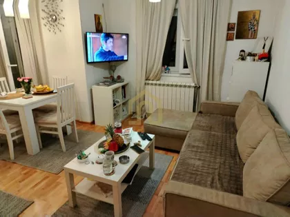 Sretena Mladenovica Mike | 4zida.rs