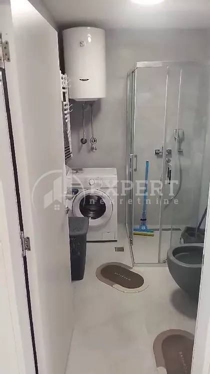 Cara Dušana | 4zida.rs