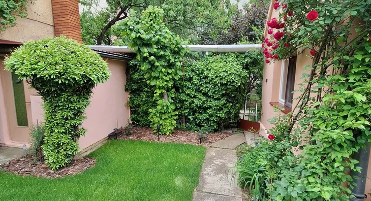 Poslovna zgrada | 4zida