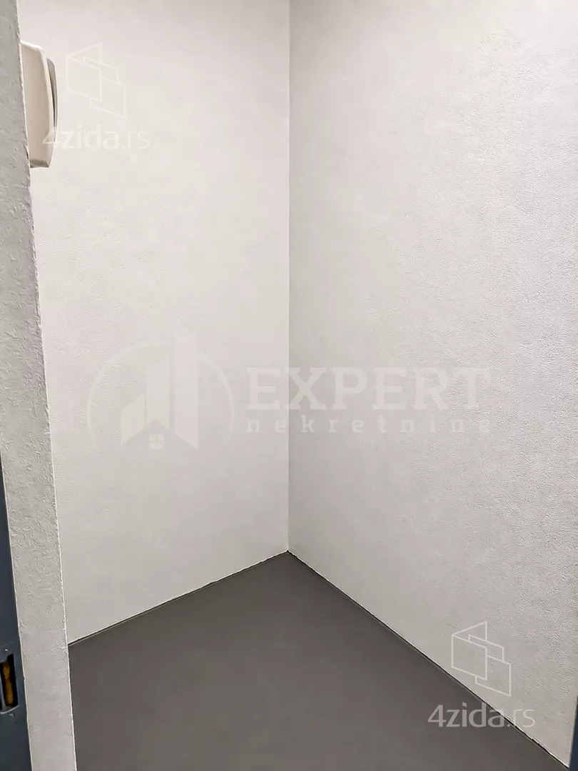 Garaža | 4zida
