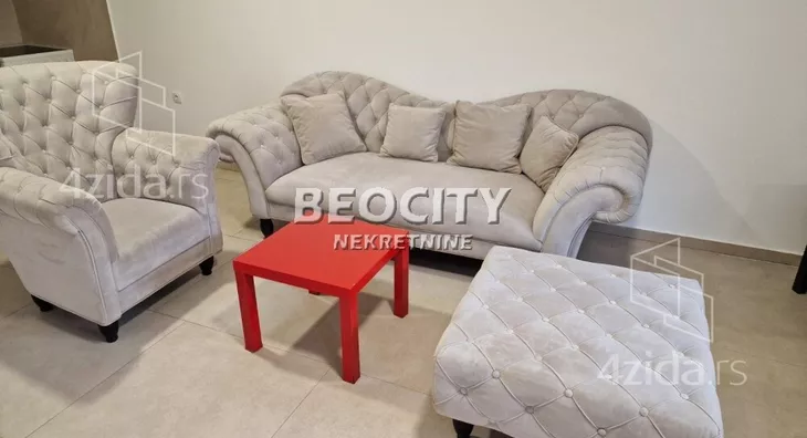 Četvoroiposoban stan | 4zida