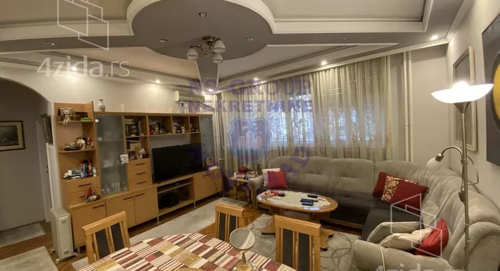 Troiposoban stan | 4zida