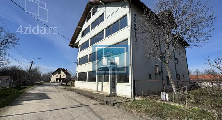 Poslovni prostor | 4zida