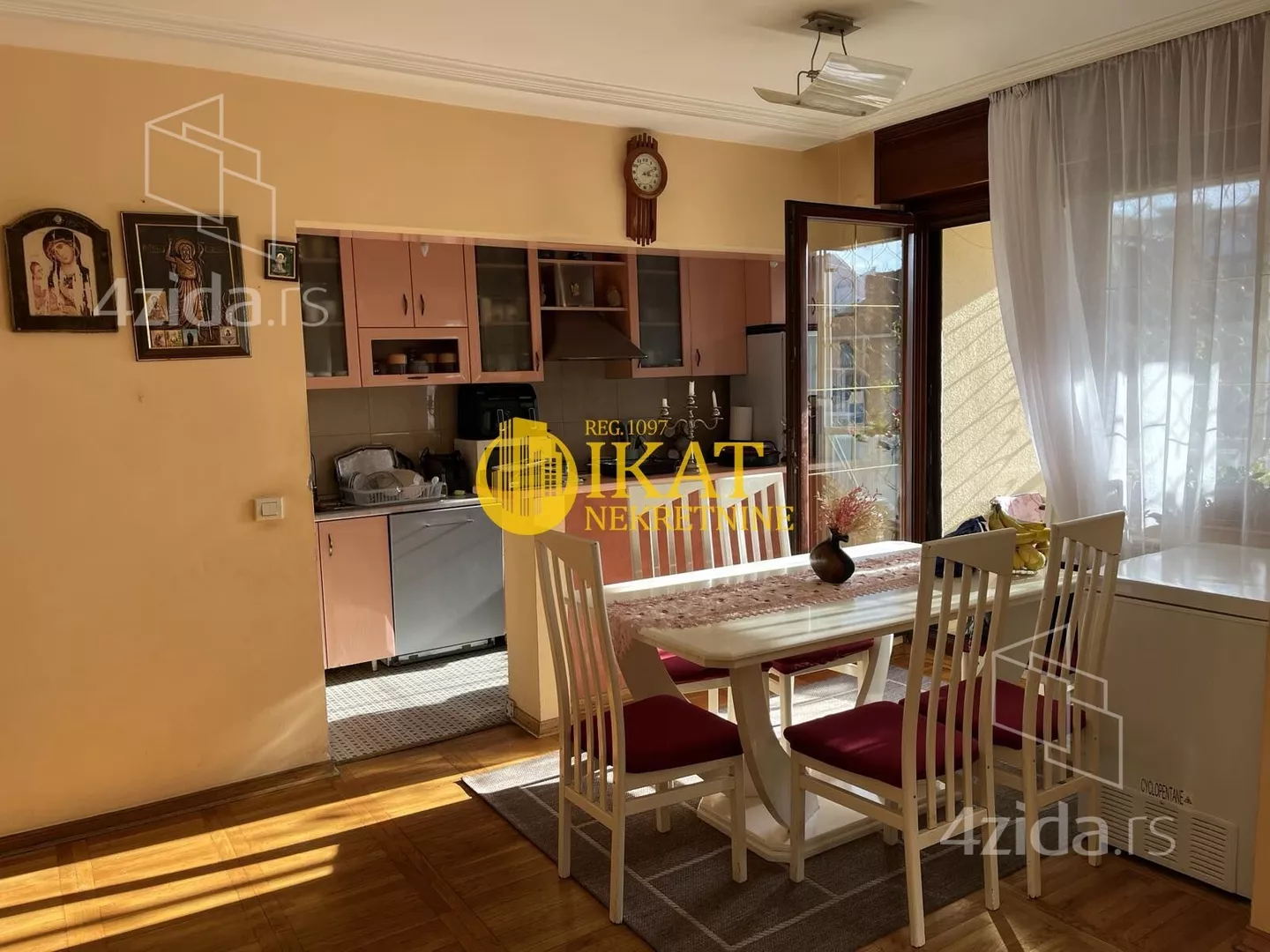 Četvorosoban stan | 4zida