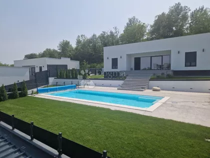 Mali Požarevac | 4zida.rs