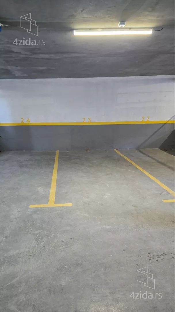 Garaža | 4zida