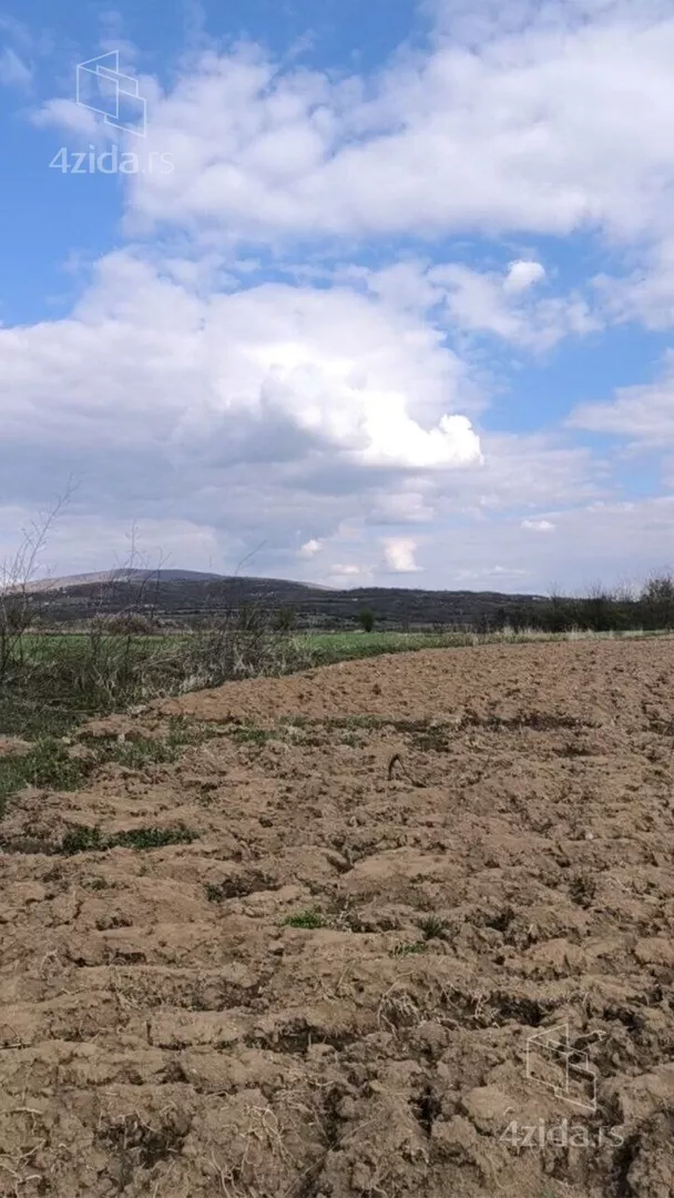 Poljoprivredno zemljište | 4zida