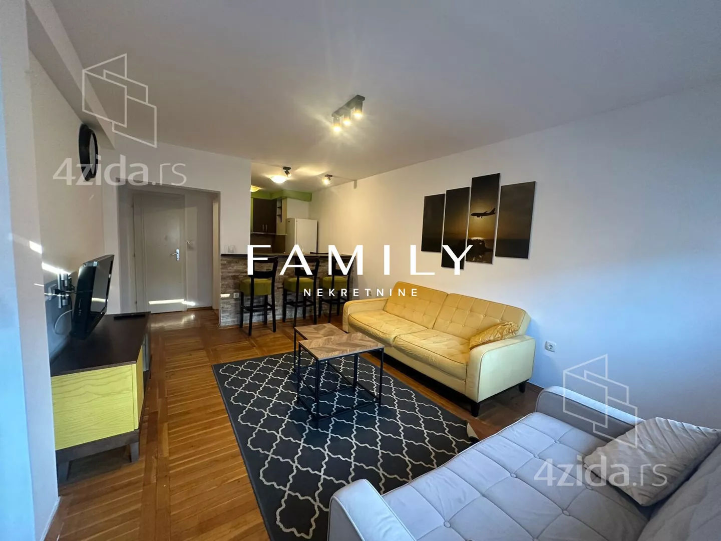 Dvoiposoban stan | 4zida