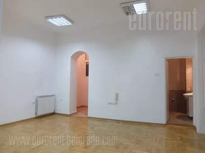 KNEZ MIHAILOVA | 4zida.rs