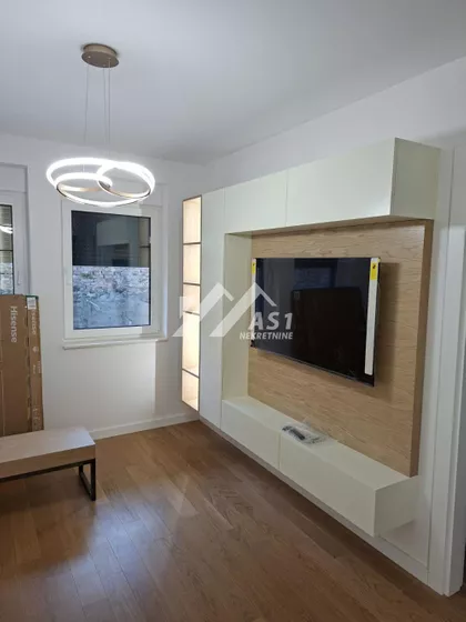 Ledinačka | 4zida.rs