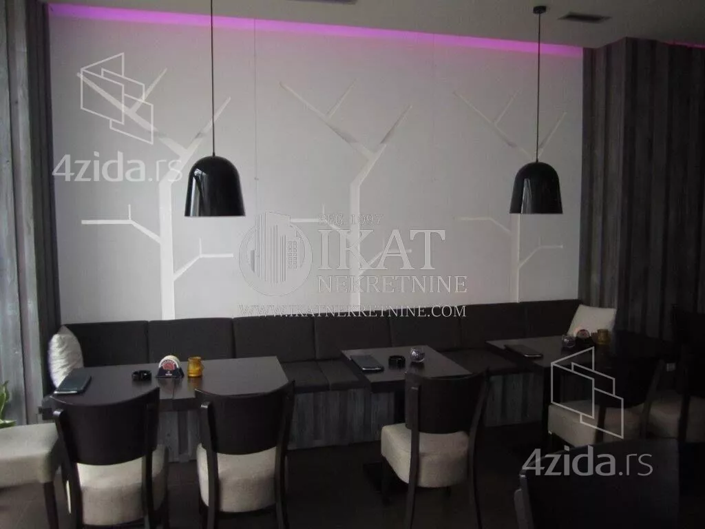 Lokal | 4zida