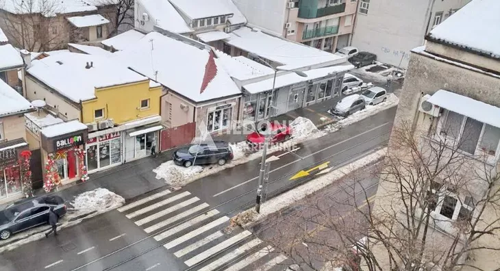 Šestosoban stan | 4zida