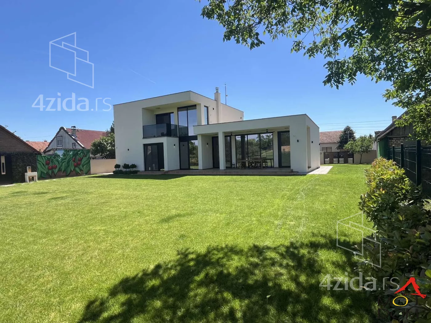Kuća | 4zida