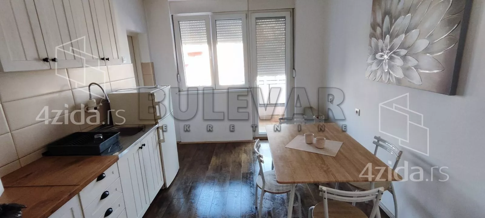 Dvoiposoban stan | 4zida