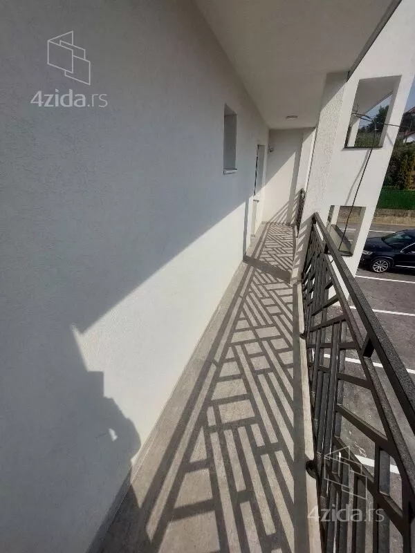 Garsonjera | 4zida