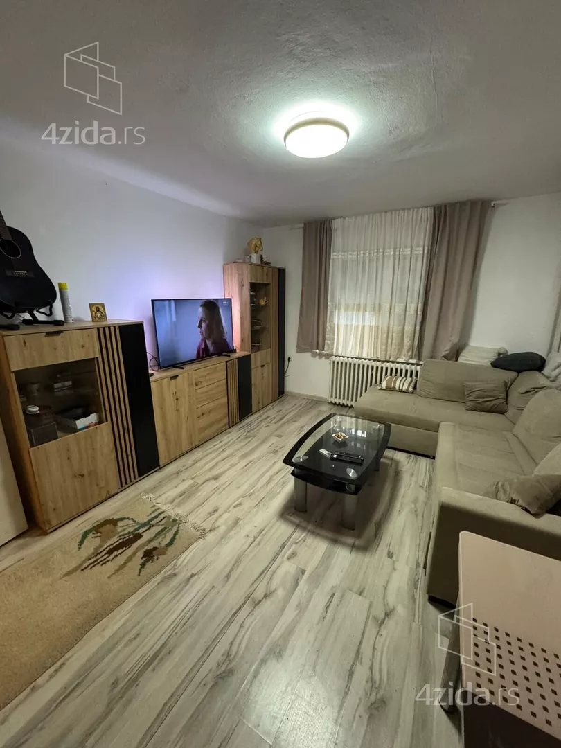 4-etažna kuća | 4zida