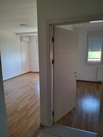 Veljka Dugoševića 195 | 4zida.rs