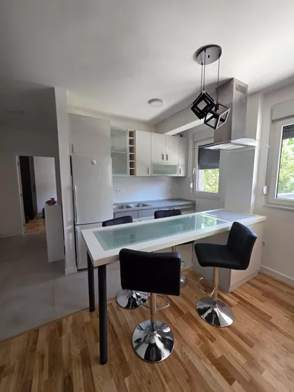 Južni Telep | 4zida.rs