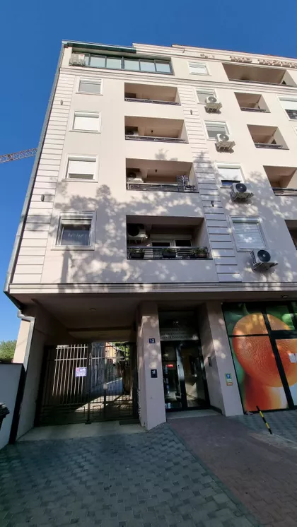 Arsenija Čarnojevića 12 | 4zida.rs