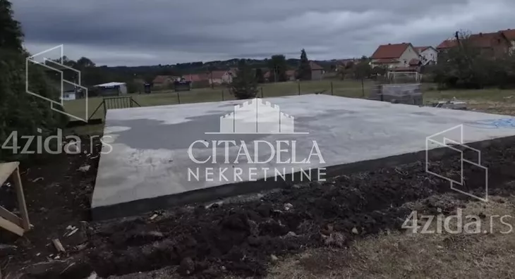 Građevinsko zemljište | 4zida