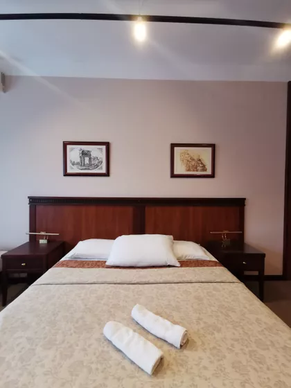 Obrenovićeva 10 | 4zida.rs