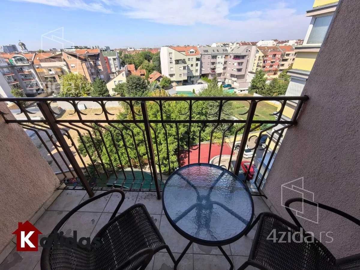 Garsonjera | 4zida