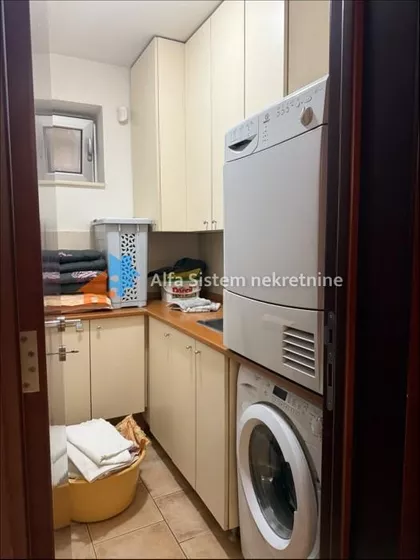 Julino Brdo | 4zida.rs