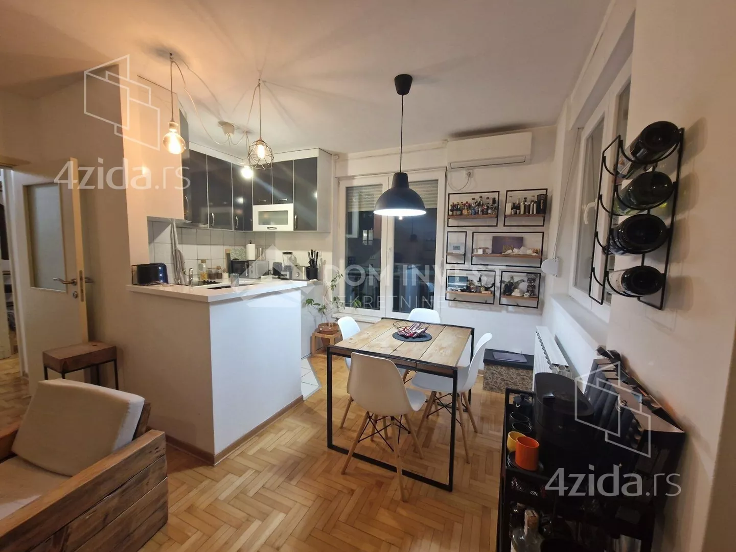 Jednoiposoban stan | 4zida