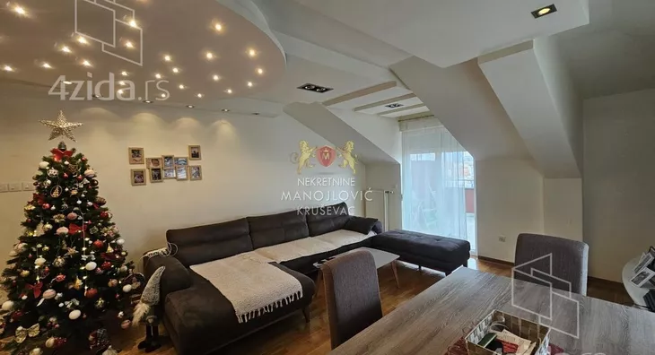 Četvorosoban stan | 4zida