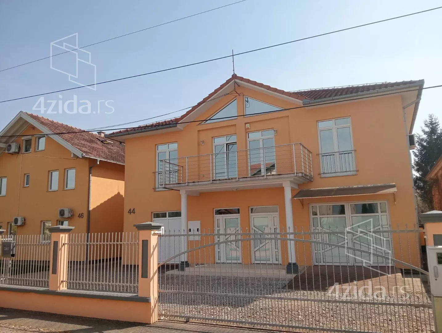 Poslovni prostor | 4zida