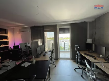 Cara Dušana | 4zida.rs