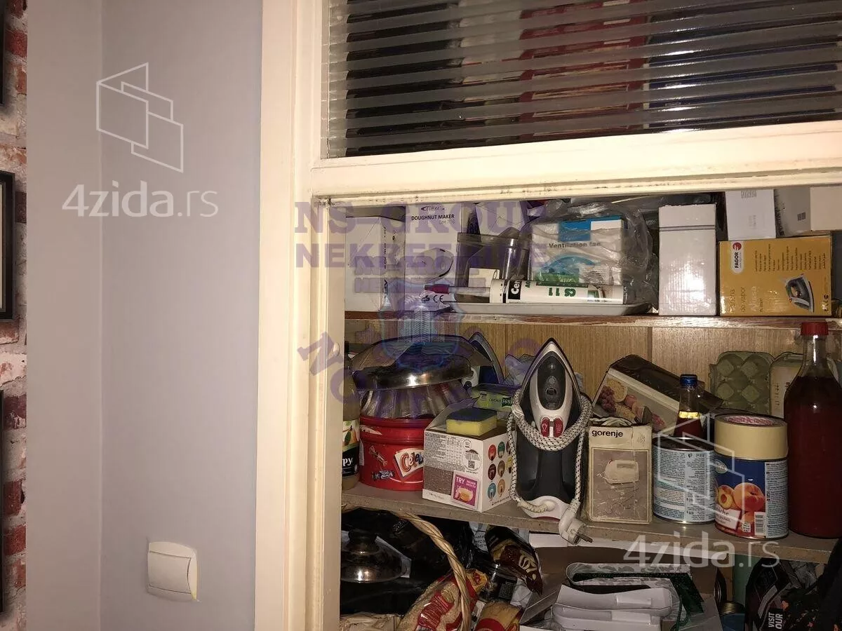 Troiposoban stan | 4zida