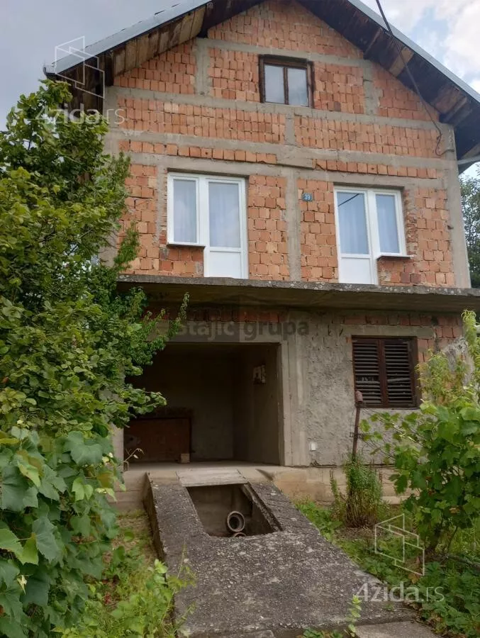 Kuća | 4zida