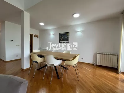 Višnjička Banja | 4zida.rs