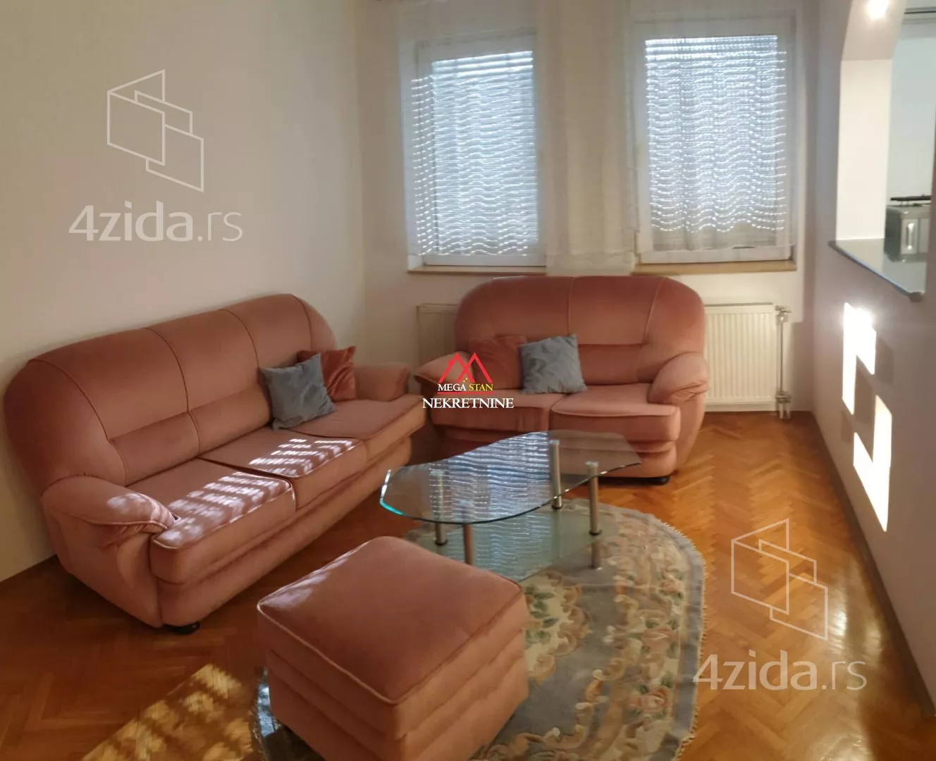 Jednoiposoban stan | 4zida