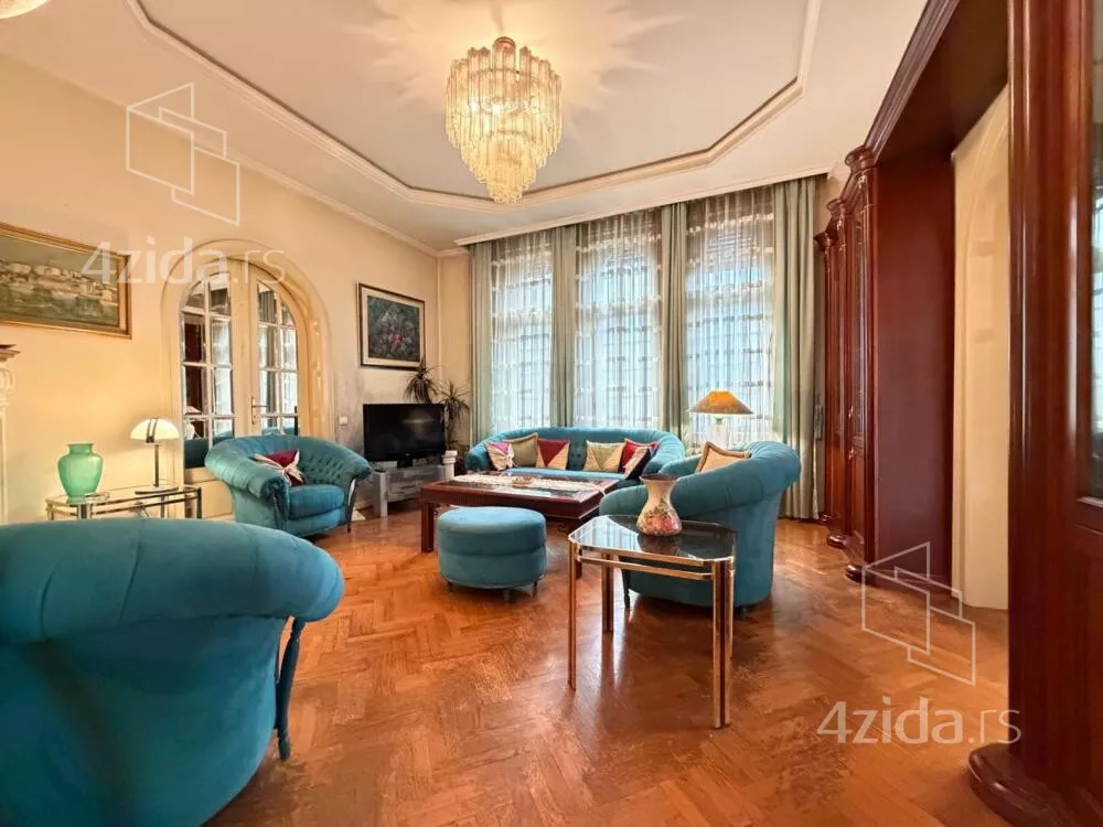 Petoiposoban stan | 4zida