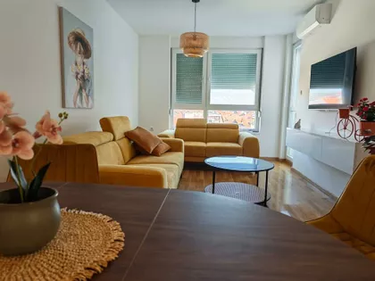 Bulevar Nemanjića 89 | 4zida.rs