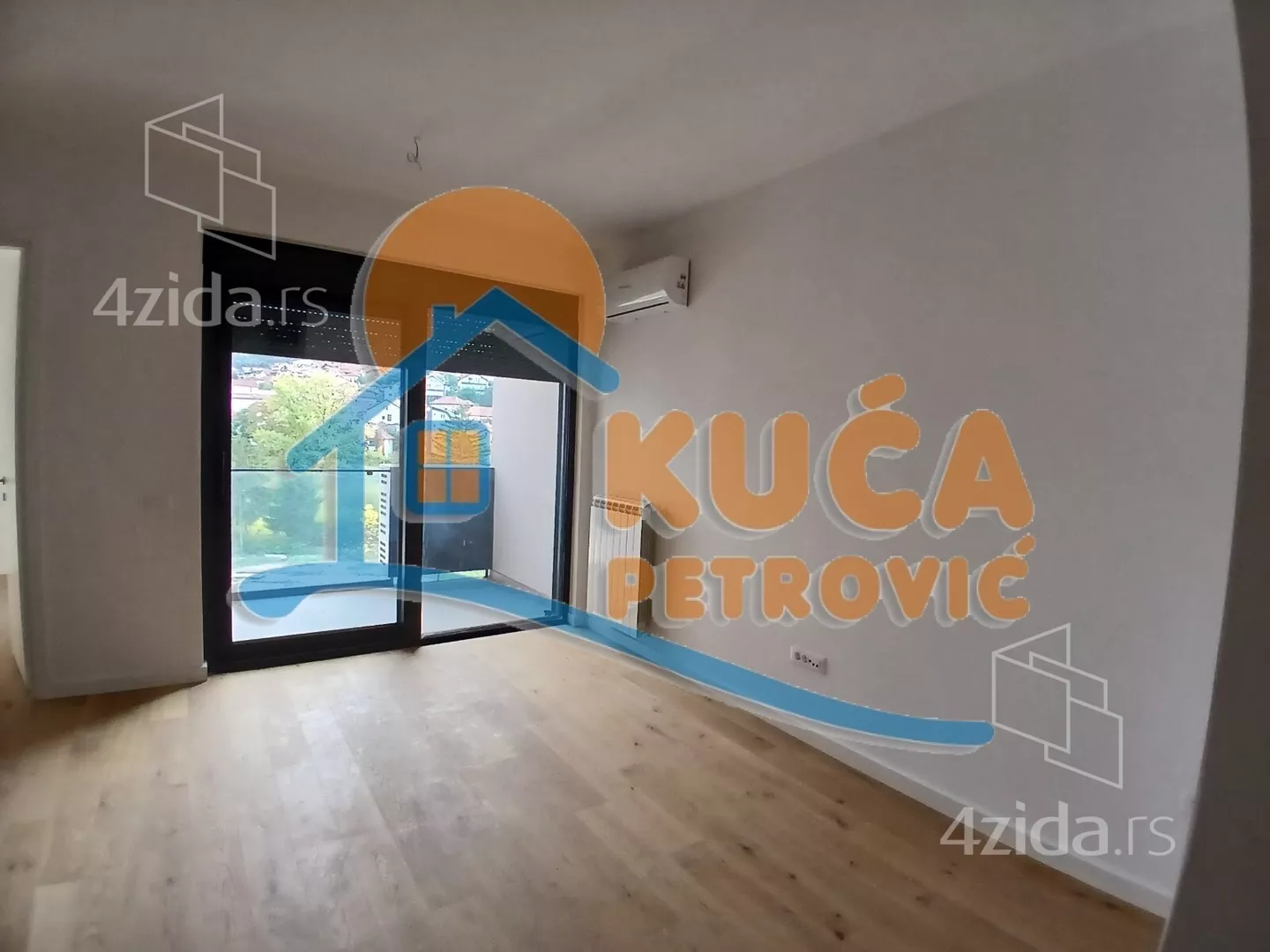 Jednoiposoban stan | 4zida