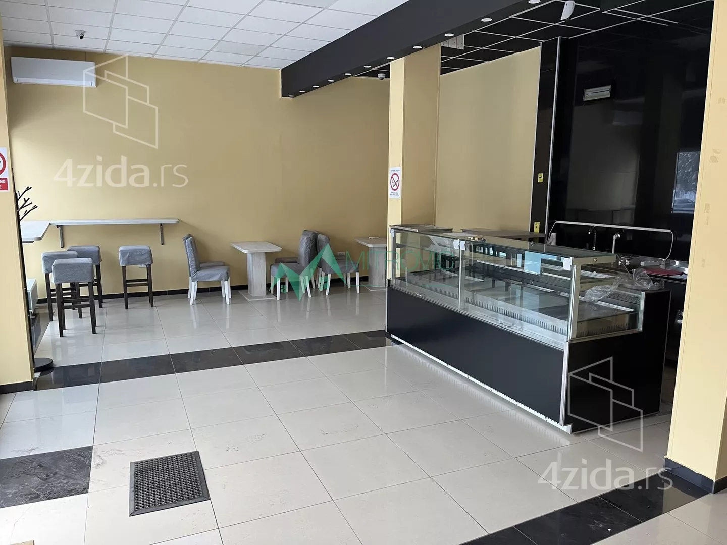 Poslovni prostor | 4zida