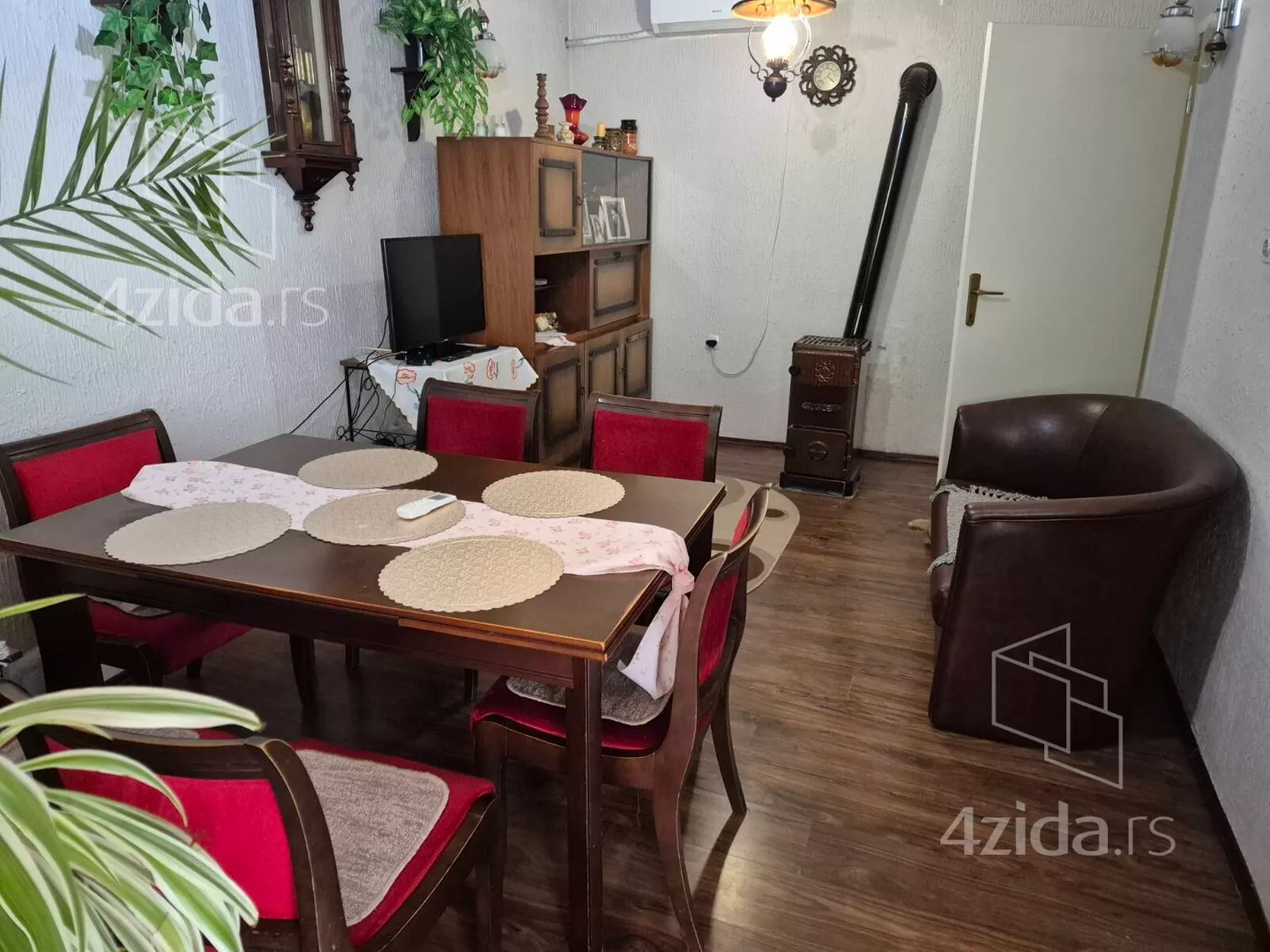 Kuća | 4zida