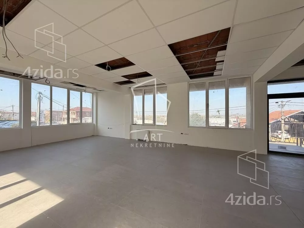 Poslovni prostor | 4zida